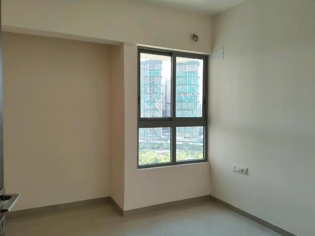 2 BHK Apartment in Thane West for rent Thane. The reference number is 19745580