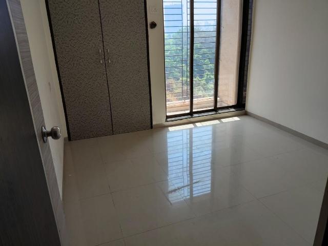 2 BHK Apartment in Thane West for rent Thane. The reference number is 19845324