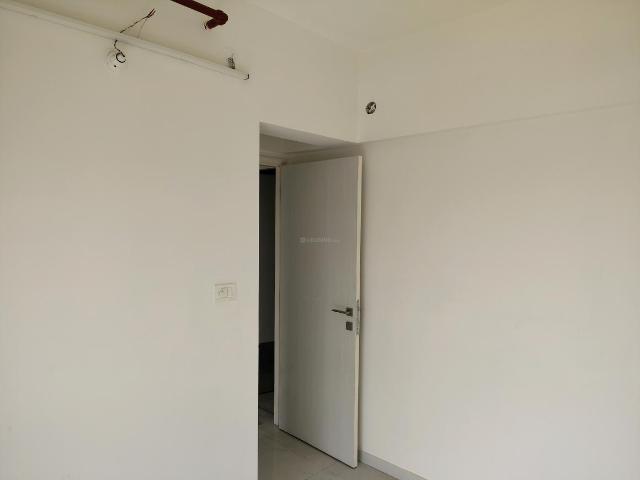2 BHK Apartment in Thane West for rent Thane. The reference number is 19905971
