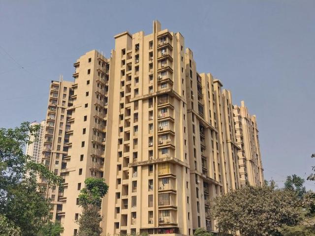 2 BHK Apartment in Thane West for rent Thane. The reference number is 19906684