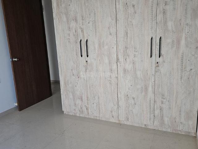 2 BHK Apartment in Thane West for rent Thane. The reference number is 19933840