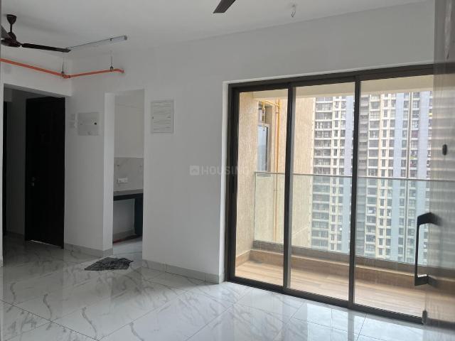 2 BHK Apartment in Thane West for rent Thane. The reference number is 20017568