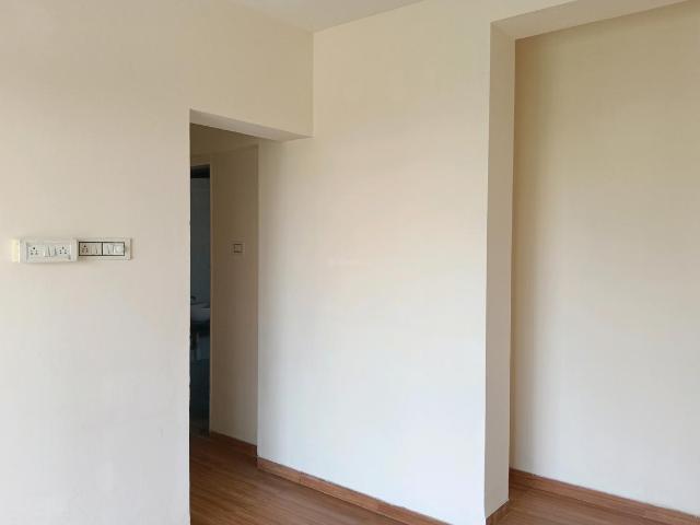 2 BHK Apartment in Thane West for rent Thane. The reference number is 20143563