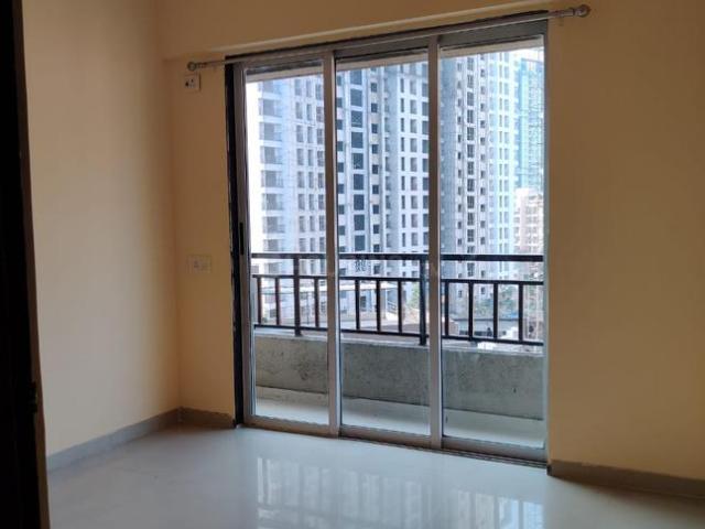2 BHK Apartment in Thane West for rent Thane. The reference number is 20444331