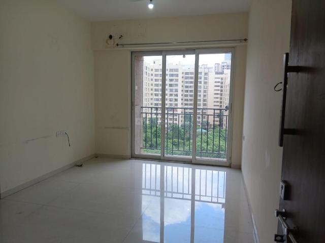 2 BHK Apartment in Thane West for rent Thane. The reference number is 20437331