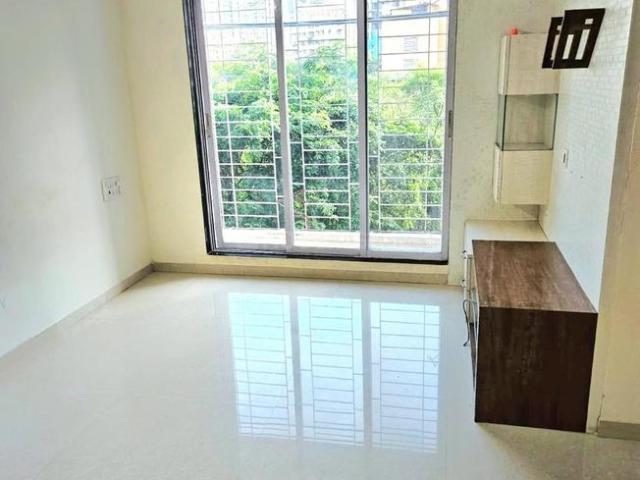 2 BHK Apartment in Thane West for rent Thane. The reference number is 20550654