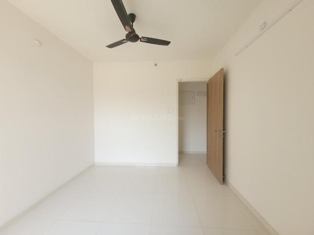 2 BHK Apartment in Thane West for rent Thane. The reference number is 20762004