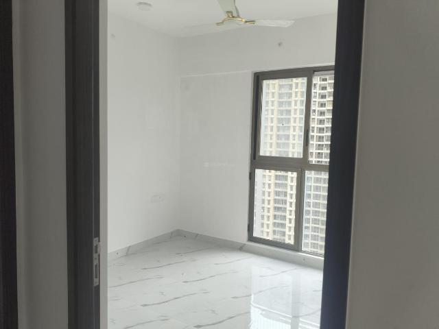 2 BHK Apartment in Thane West for rent Thane. The reference number is 20911212