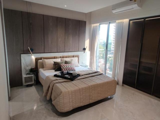 2 BHK Apartment in Thane West for resale Ghodbunder Road. The reference number is 13809086