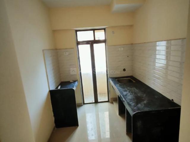 2 BHK Apartment in Thane West for resale Thane. The reference number is 18713866
