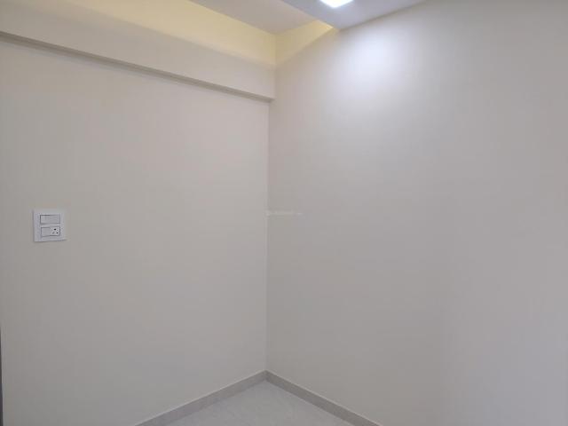 2 BHK Apartment in Thane West for resale Thane. The reference number is 18847497