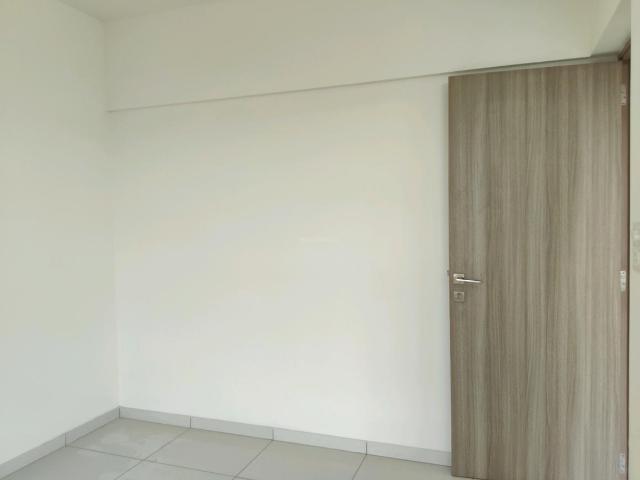 2 BHK Apartment in Thane West for resale Thane. The reference number is 19444542