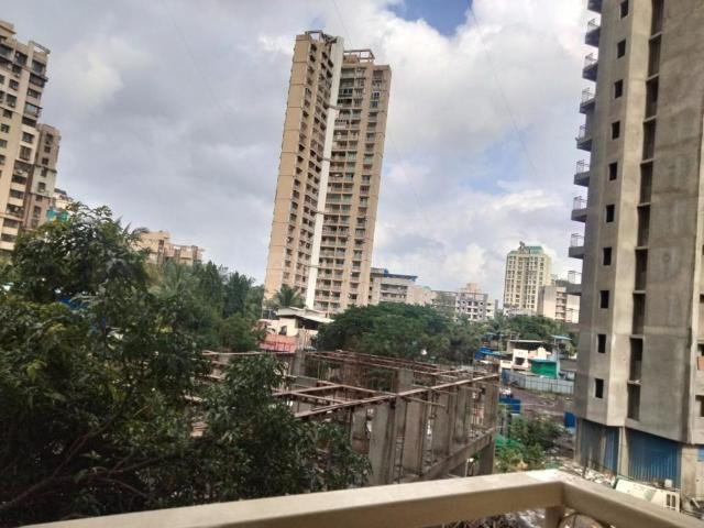2 BHK Apartment in Thane West for resale Thane. The reference number is 12868077