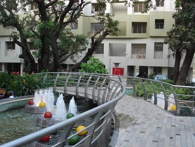 2 BHK Apartment in Thane West for resale Thane. The reference number is 20546688
