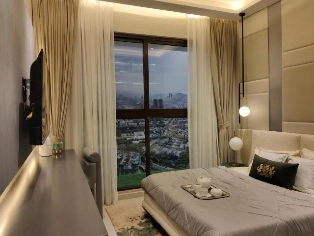 2 BHK Apartment in Thane West for resale Thane. The reference number is 20705335