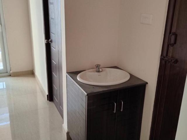 2 BHK Apartment in Tharapakkam for resale Chennai. The reference number is 8666709