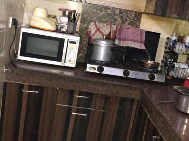 2 BHK Apartment in Tilak Nagar for resale New Delhi. The reference number is 8670112