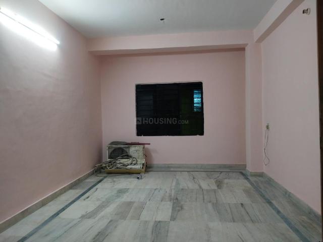 2 BHK Apartment in Tiljala for rent Kolkata. The reference number is 20204401