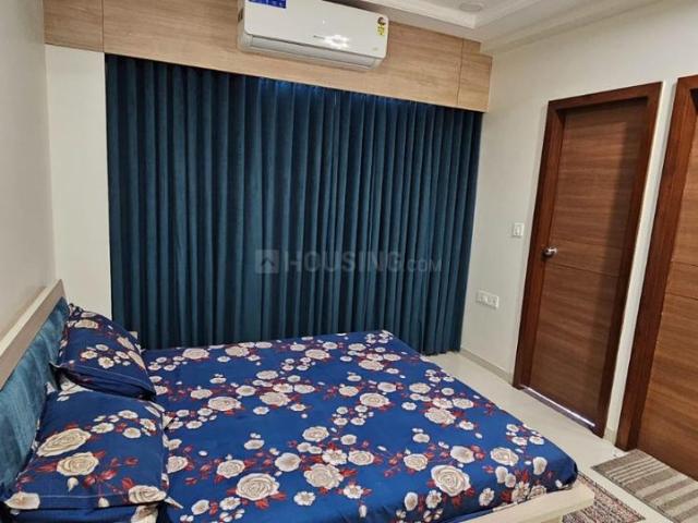 2 BHK Apartment in Tragad for rent Ahmedabad. The reference number is 20954825