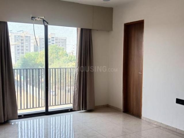 2 BHK Apartment in Tragad for resale Ahmedabad. The reference number is 19362685