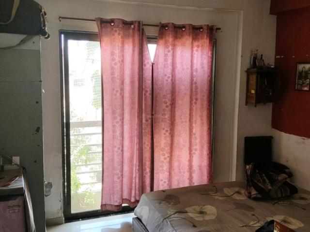 2 BHK Apartment in Tragad for resale Ahmedabad. The reference number is 8922764