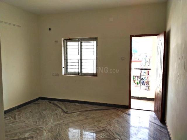 2 BHK Apartment in Triplicane for resale Chennai Central. The reference number is 17405337