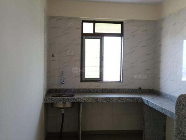 2 BHK Apartment in Umerkhadi for resale Mumbai. The reference number is 19935239
