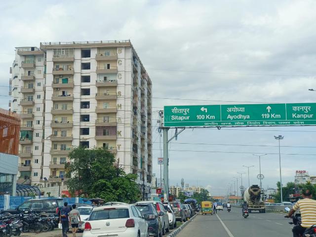 2 BHK Apartment in Uattardhona for resale Faizabad Road. The reference number is 17762206