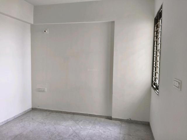 2 BHK Apartment in Ujala Circle for rent Ahmedabad. The reference number is 18761192