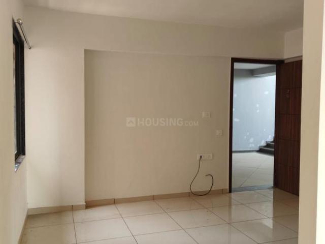 2 BHK Apartment in Ujala Circle for rent Ahmedabad. The reference number is 20266237