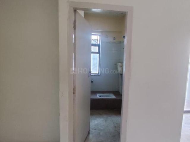 2 BHK Apartment in Ultadanga for rent Kolkata. The reference number is 20649169