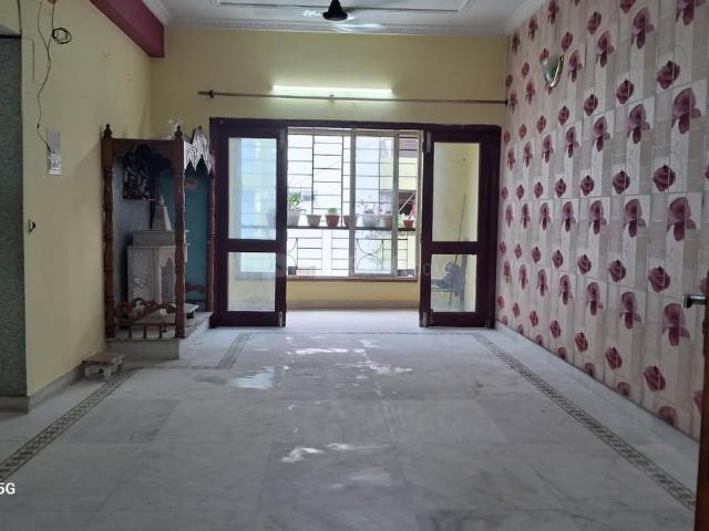 2 BHK Apartment in Ulubari for rent Guwahati. The reference number is 20452266