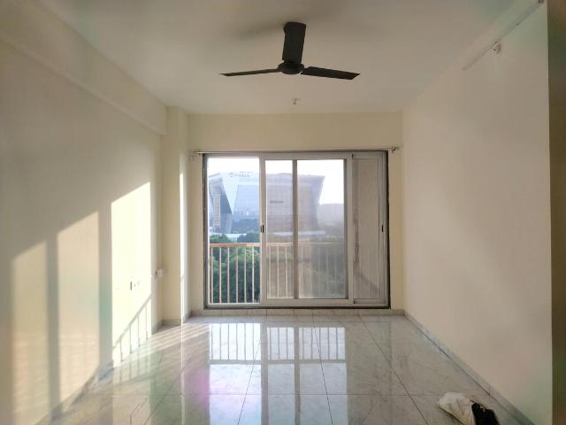 2 BHK Apartment in Ulwe for rent Navi Mumbai. The reference number is 18612606