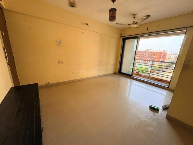 2 BHK Apartment in Ulwe for rent Navi Mumbai. The reference number is 20601556