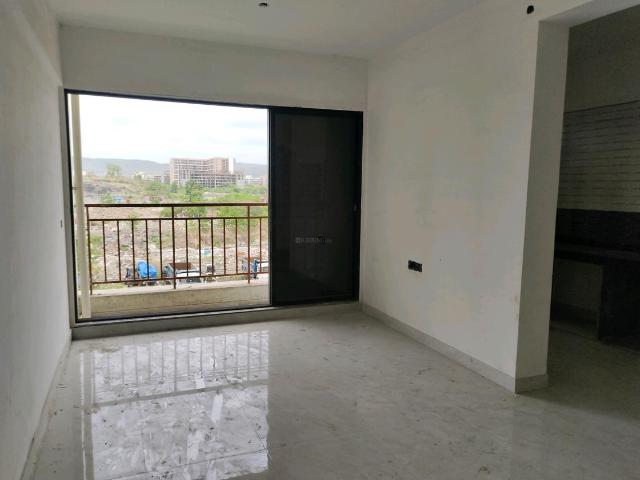 2 BHK Apartment in Ulwe for resale Navi Mumbai. The reference number is 20696168
