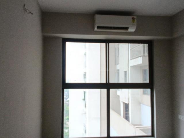 2 BHK Apartment in Ulhasnagar for rent Thane. The reference number is 20720273