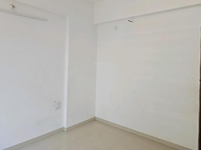 2 BHK Apartment in Upper Kharadi for rent Pune. The reference number is 20312972