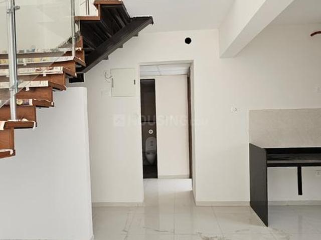 2 BHK Apartment in Upper Kharadi for rent Pune. The reference number is 20586866