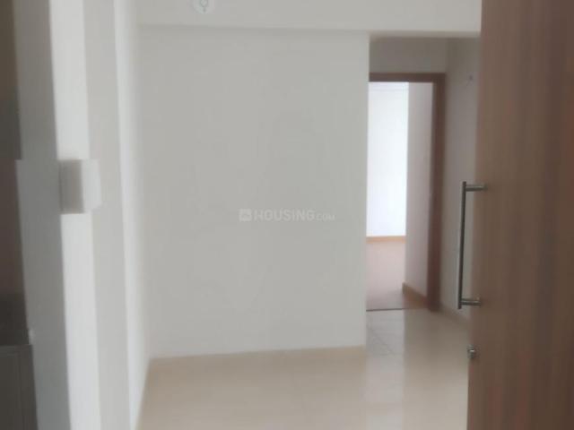 2 BHK Apartment in Upper Kharadi for rent Pune. The reference number is 20917807