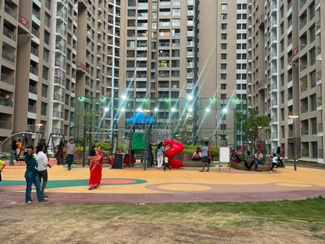 2 BHK Apartment in Upper Kharadi for resale Pune. The reference number is 20583023