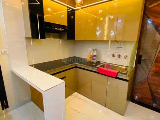 2 BHK Apartment in Uttam Nagar for rent New Delhi. The reference number is 20707174