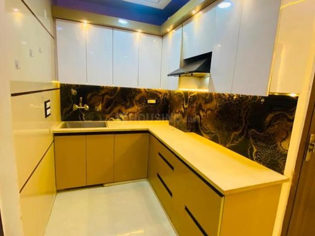 2 BHK Apartment in Uttam Nagar for rent New Delhi. The reference number is 20842773
