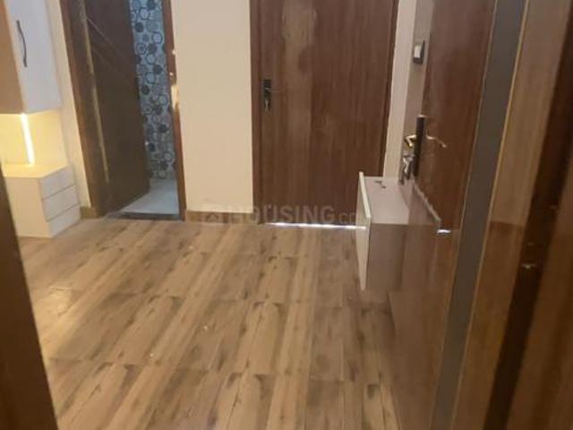 2 BHK Apartment in Uttam Nagar for resale New Delhi. The reference number is 20705981