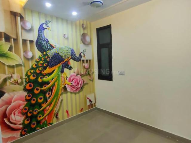 2 BHK Apartment in Uttam Nagar for resale New Delhi. The reference number is 20710509
