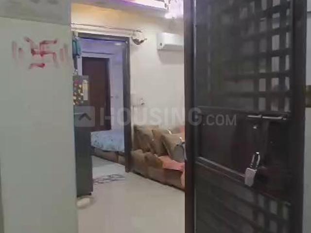 2 BHK Apartment in Uttam Nagar for resale New Delhi. The reference number is 20744883