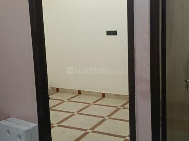 2 BHK Apartment in Uttam Nagar for resale New Delhi. The reference number is 20848141