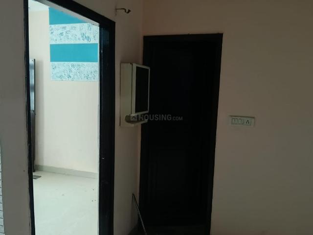 2 BHK Apartment in Uttam Nagar for resale New Delhi. The reference number is 20967850