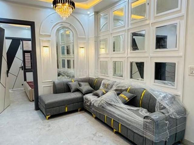 2 BHK Apartment in Uttam Nagar for resale New Delhi. The reference number is 20288329
