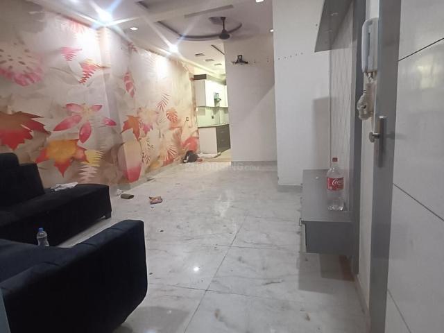 2 BHK Apartment in Uttam Nagar for resale New Delhi. The reference number is 20388404