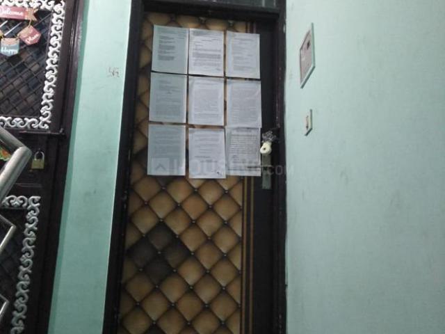 2 BHK Apartment in Uttam Nagar for resale South West Delhi. The reference number is 16493547